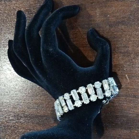 Vintage Weiss Rhinestone Bracelet